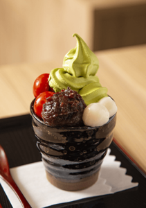 トマト抹茶パフェ