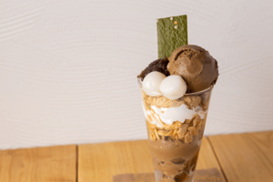 ほうじ茶パフェ３